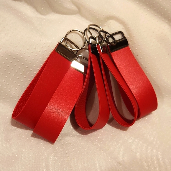 5/$25 Red Leather Key Fob keychain. - Picture 1 of 4